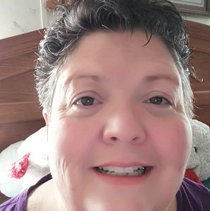 Meet your Posher, Lea